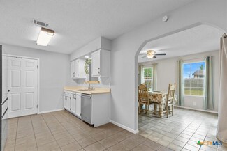 4103 Koala Dr, Killeen, TX 76543