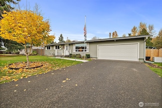 1329 149th St SW, Lynnwood, WA 98087