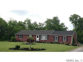 48 Clinton St, Jordan, NY 13080