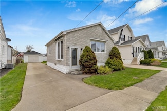 97 Keever Ave, Buffalo, NY 14218