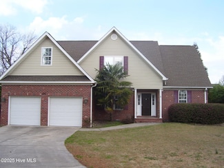 235 Kelly Rd, Pinehurst, NC 28374
