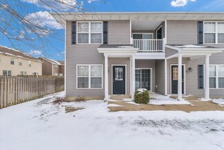 102 Essex Ln Unit 1, Savoy, IL 61874