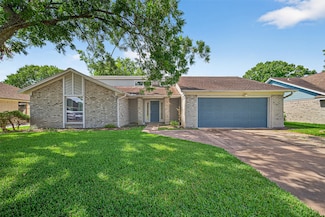 5225 Glenvalley Dr, La Porte, TX 77571