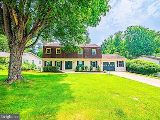 12136 Pawnee Dr, Gaithersburg, MD 20878