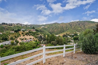 73 Dapplegray Rd, Bell Canyon, CA 91307