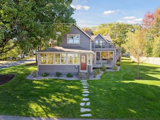 1336 2nd Ave S, Stillwater, MN 55082