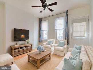 1116 E Wilt St, Philadelphia, PA 19125