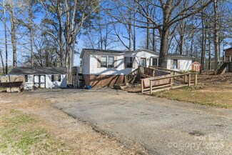 2451 Ridgecrest Dr, Stanley, NC 28164