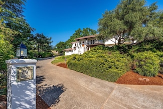 14 Maui Way, Napa, CA 94558