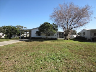 2365 Cayman Cir, Zellwood, FL 32798