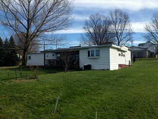 99 Jefferson Ave, Homer City, PA 15748