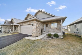 1030 Ridgeview Dr, Tecumseh, MI 49286