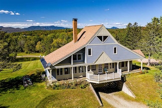 809 Pinnacle Rd, Stowe, VT 05672