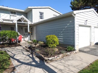 64 Maryland Rd, Plattsburgh, NY 12903