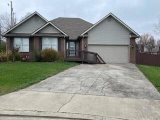 138 Shanahan Ln, Winchester, KY 40391