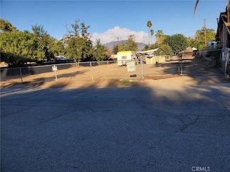 6955 Perris Hill Rd, San Bernardino, CA 92404