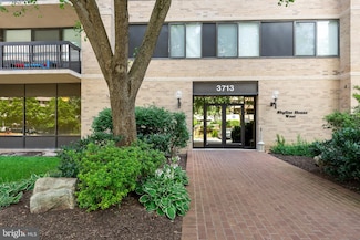 3713 S George Mason Dr Unit T5, Baileys Crossroads, VA 22041