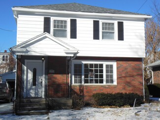 65 N Dawes Ave, Kingston, PA 18704