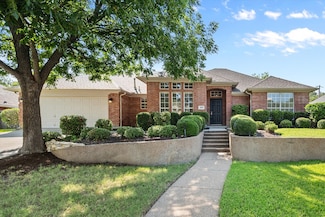 3809 Woodside Dr, Arlington, TX 76016
