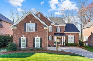 18725 Dembridge Dr, Davidson, NC 28036