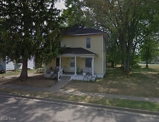 465 Martin Luther King Dr, Newcomerstown, OH 43832