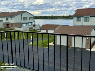 1715 N River Rd Unit 81, Saint Clair, MI 48079