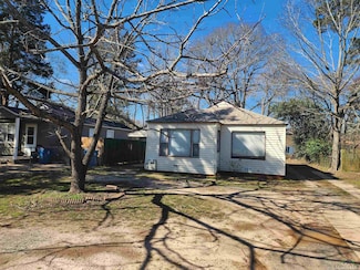 2101 S Garrett St, Marshall, TX 75670