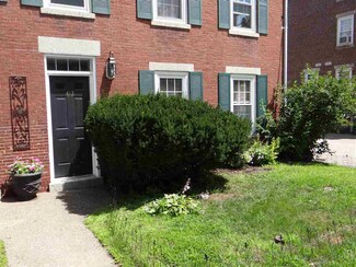 412 2nd St Unit 1, Rollinsford, NH 03869
