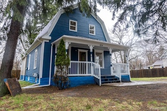 834 N Brown St, Jackson, MI 49202