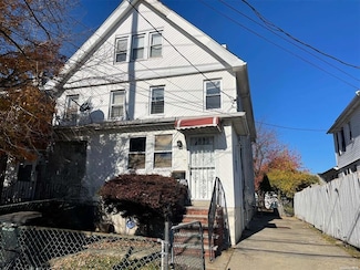 284 Bayview Ave, Inwood, NY 11096