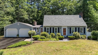 5 Aaron Way, Litchfield, NH 03052
