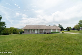 1209 Meadowlands Cir, Sevierville, TN 37876