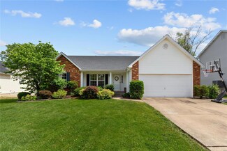 517 Brookneal Dr, Saint Charles, MO 63304