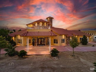 9446 Kern River Ave, Bakersfield, CA 93308