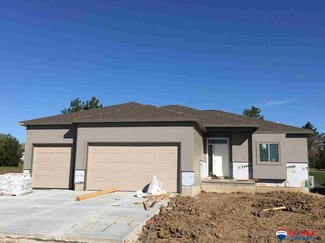 1120 Hackberry St, Bennet, NE 68317