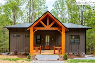 438 Rocky Creek Rd, Piney Creek, NC 28663