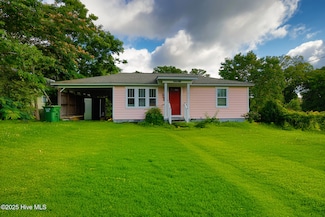2209 Barnett Ave, Wilmington, NC 28403