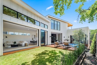 1615 Waterston Ave, Austin, TX 78703