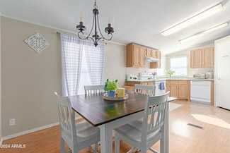 1322 W Summerside Rd, Phoenix, AZ 85041