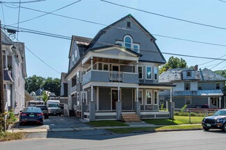 26 South St, Bellows Falls, VT 05101