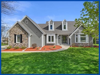 N51W17154 Shagbark Rd, Menomonee Falls, WI 53051