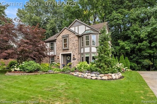 49238 Plum Tree Dr, Plymouth, MI 48170