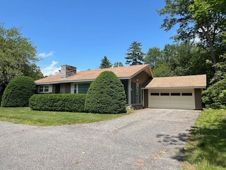 178 Dover Rd, Chichester, NH 03258