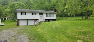 1362 W Herring Rd, Masontown, WV 26542