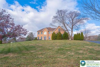 6551 Overlook Rd, Orefield, PA 18069