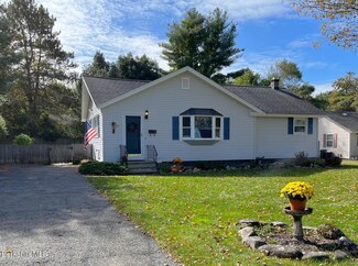 37 Jayne Ave, Pittsfield, MA 01201