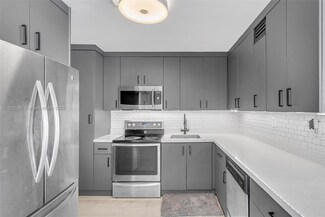 6900 Bay Dr Unit 11F, Miami Beach, FL 33141