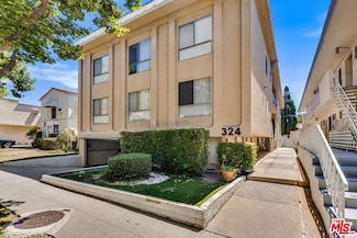 324 Rexford Dr, Beverly Hills, CA 90212
