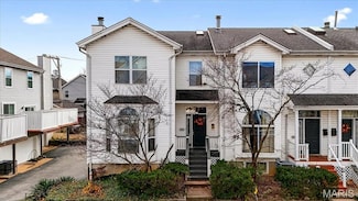 5782 Kingsbury Place, Saint Louis, MO 63112