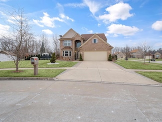 11889 Lake Pointe Dr, Taylor, MI 48180